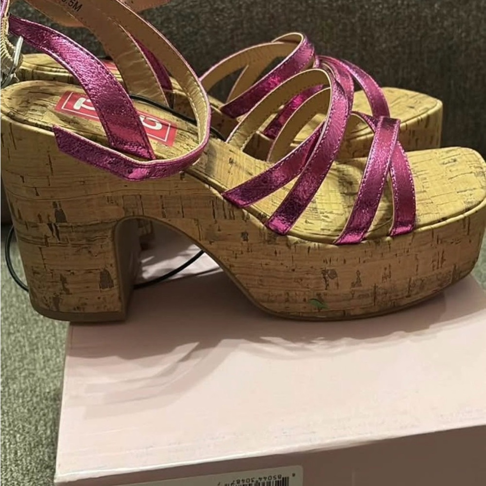 Pop Metallic Pink Fuchsia Admission  Heel Sandals Wedges Size 6.5 M